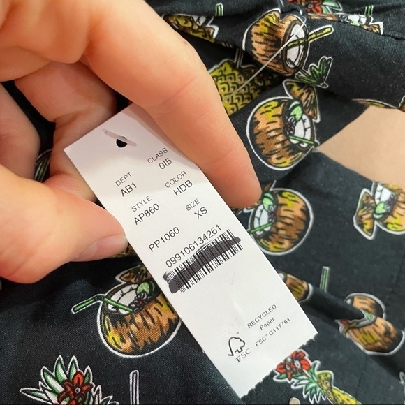 J crew ap860 men’s pineapple printed boxers size XS black gold - Picture 3 of 3